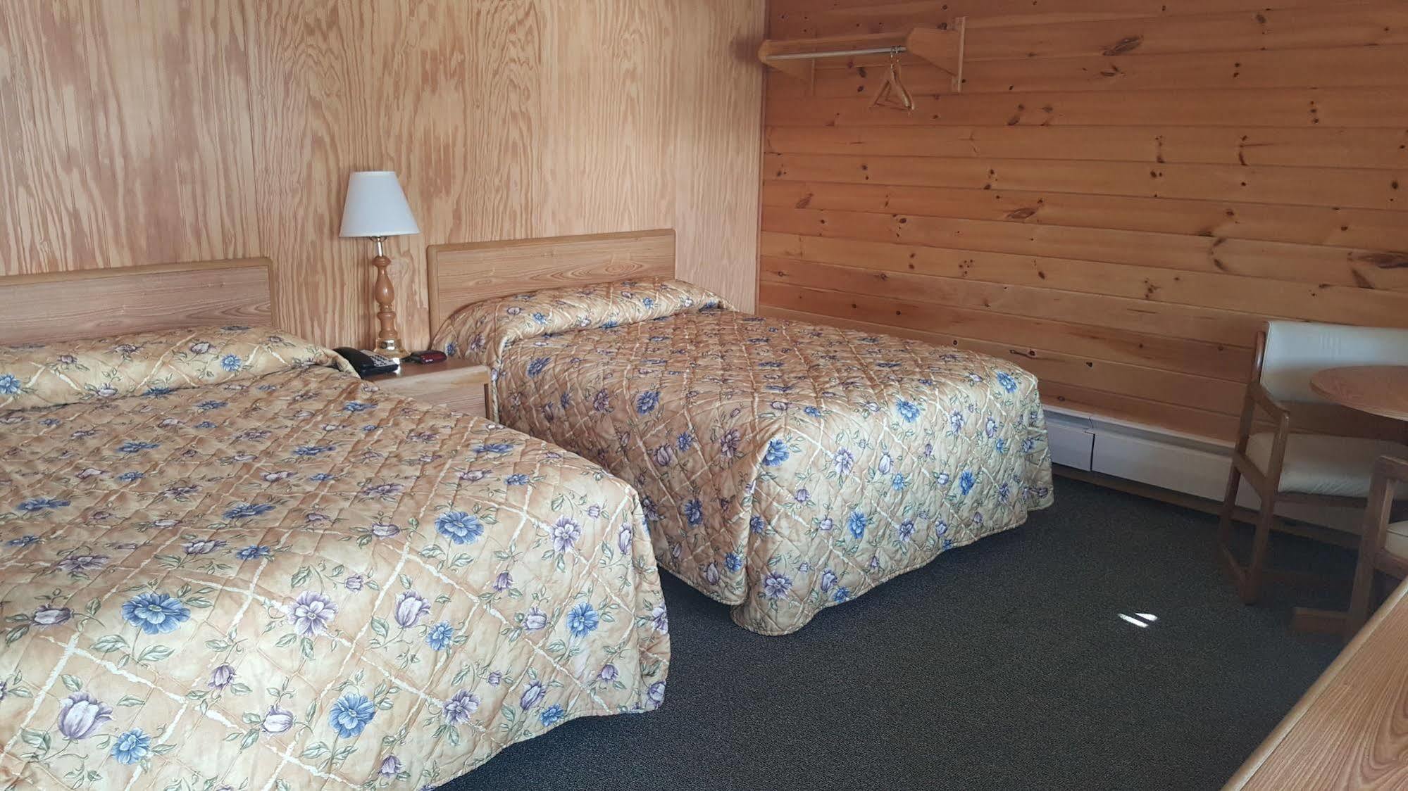 Clark'S Beach Motel Old Forge Exterior foto